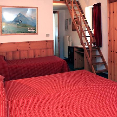 Albergo Le Marmotte Pré-Saint-Didier Екстериор снимка