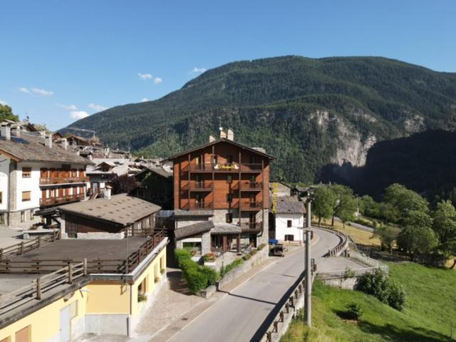 Albergo Le Marmotte Pré-Saint-Didier Екстериор снимка