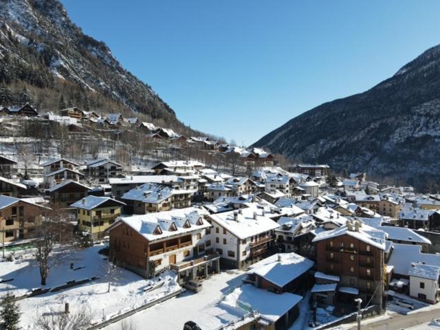Albergo Le Marmotte Pré-Saint-Didier Екстериор снимка