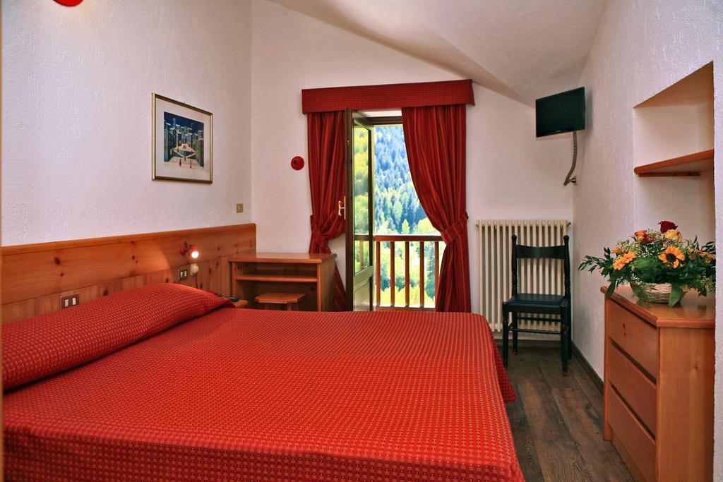 Albergo Le Marmotte Pré-Saint-Didier Екстериор снимка