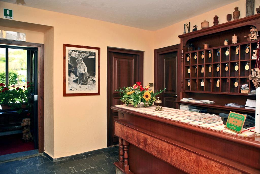 Albergo Le Marmotte Pré-Saint-Didier Екстериор снимка
